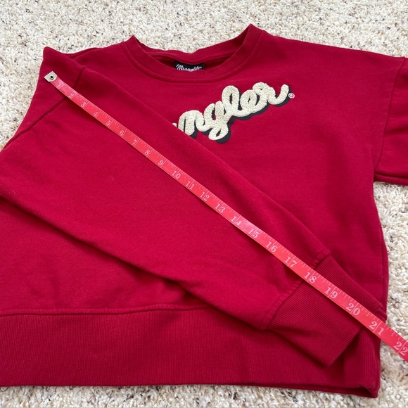 Wrangler Script Women's Red Crewneck Drop Shoulder Sweatshirt Medium - Picture 9 of 9